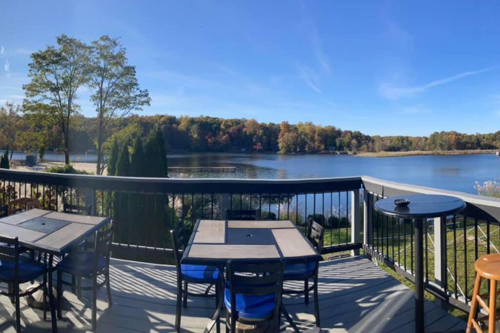 Mountain Lake Retreat - Hot Tub, Lake, Fire Pit, Wineries, Restaurant Harpers Ferry Dış mekan fotoğraf